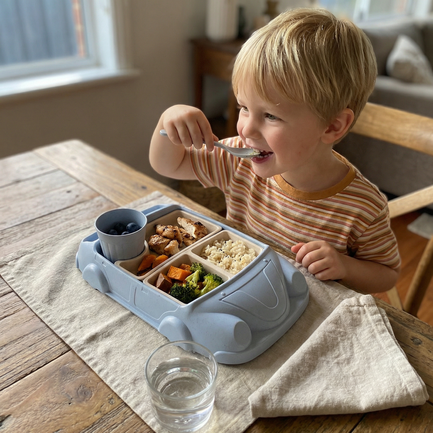 Kids Car-Shaped Bento Lunch Box – Fun Compartment Food Tray with Cup
