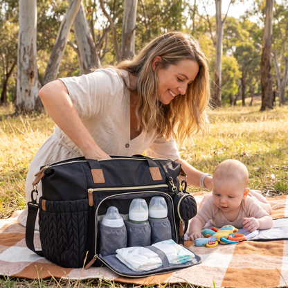 Lightweight Waterproof Diaper Tote Bag – Large Capacity with Changing Pad & Pacifier Case