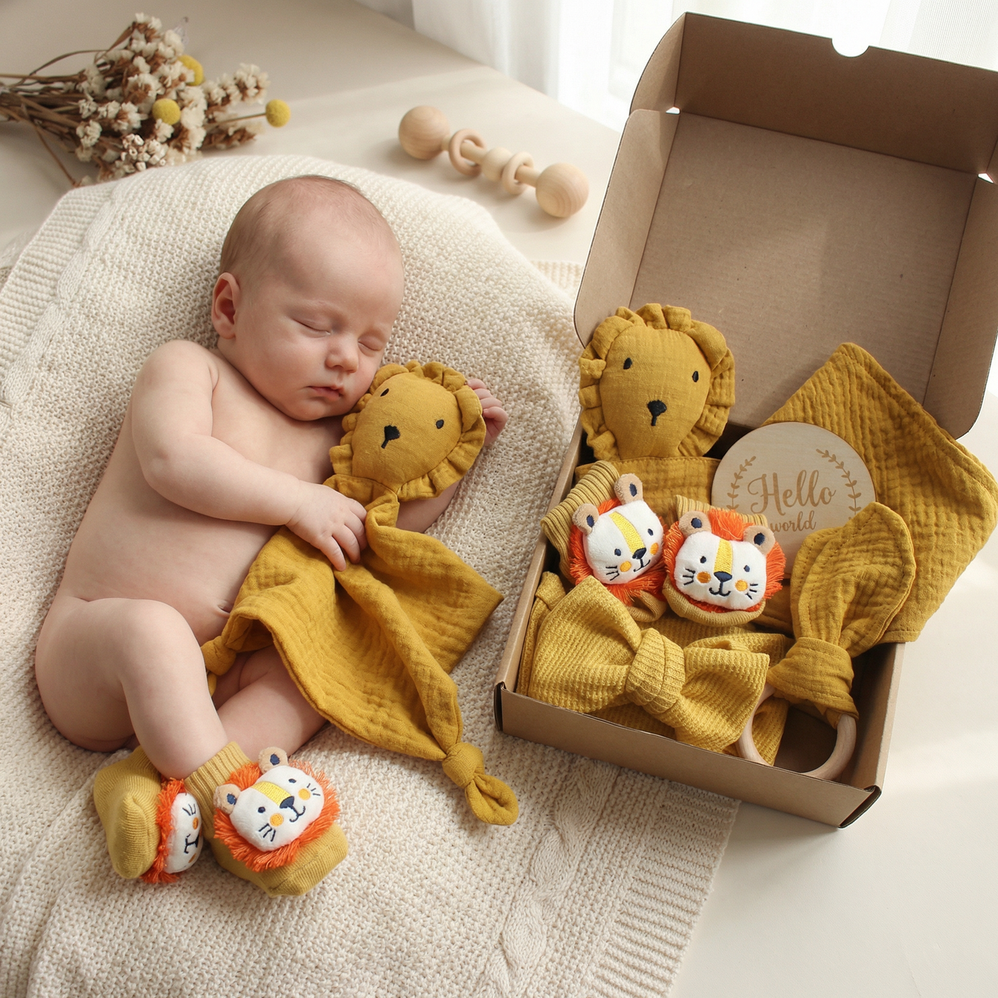 6-Piece Newborn Gift Box Set – Baby Essentials Starter Kit