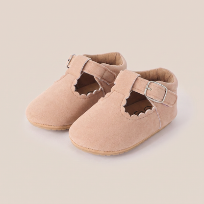 Scallop T-Strap Buckle Shoes