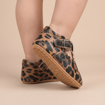 Scallop T-Strap Buckle Shoes