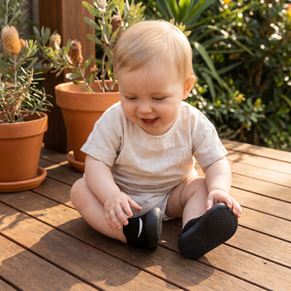 Summer baby shoes with non-slip soles and breathable material