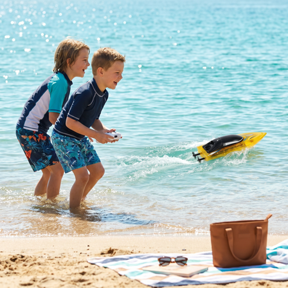 Electric Racing Boat for Fast Water Fun in Summer
