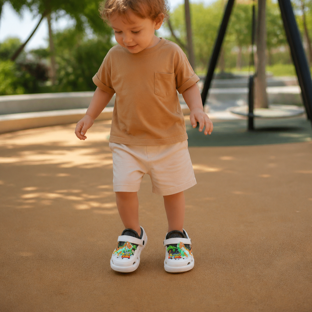 Kids’ LED Dinosaur Clogs – Light-Up Non-Slip Summer Garden & Beach Shoes