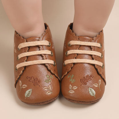 Leaf Print Lace-Up Sneaker Shoes