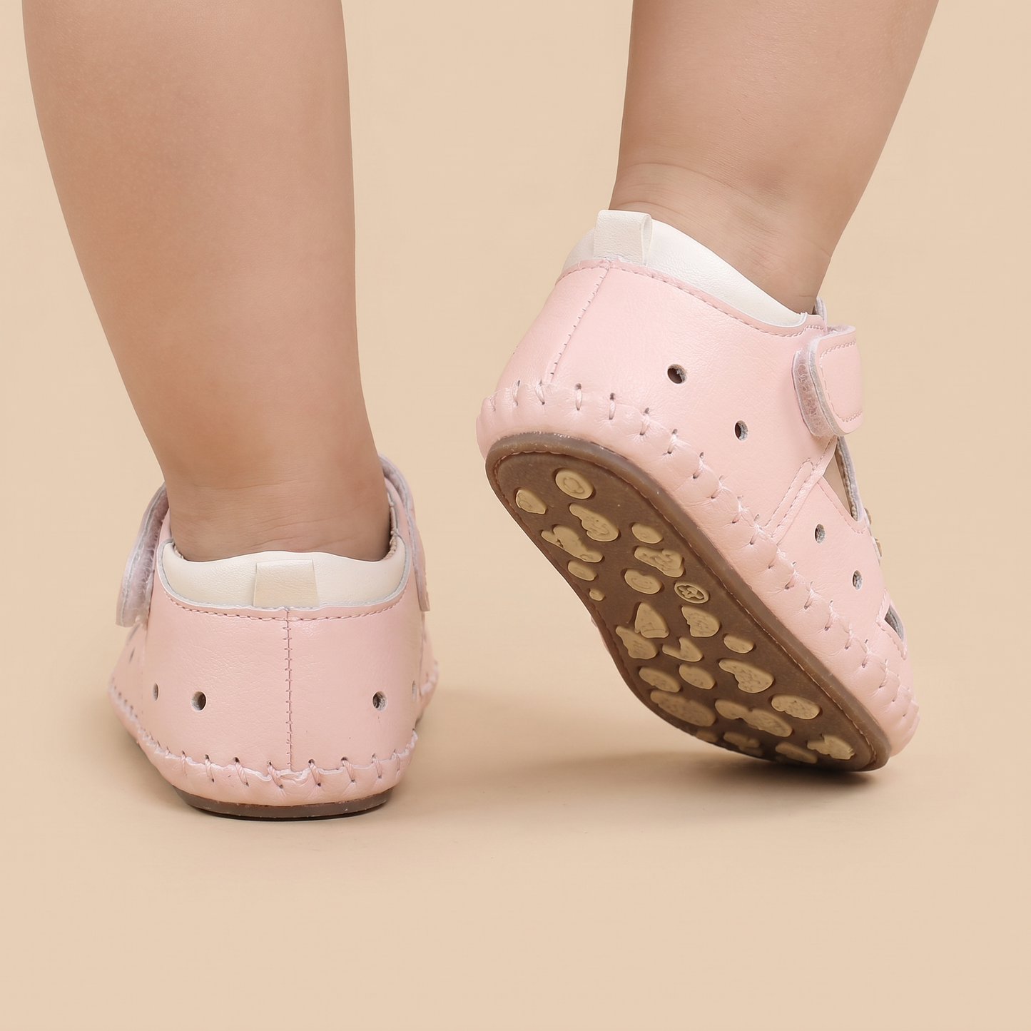 Teddy Bear Cutout Closed-Toe Sandals